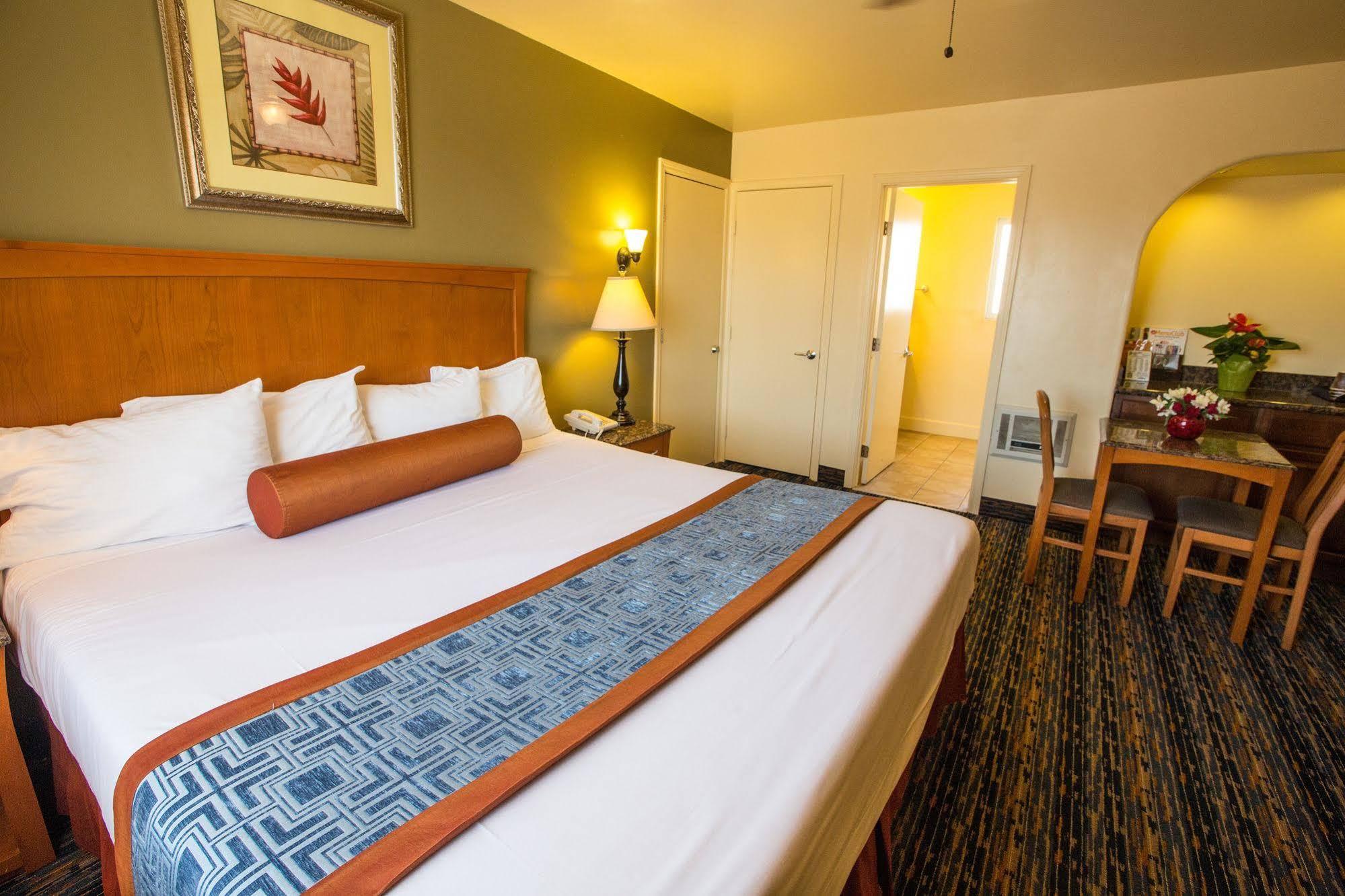 Beachwalker Inn&Suites Pismo Beach Exterior foto