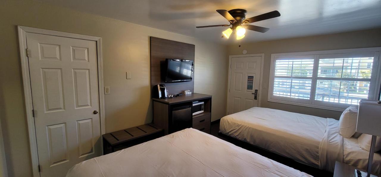 Beachwalker Inn&Suites Pismo Beach Exterior foto